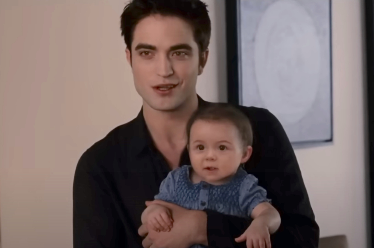 Edward Cullen holding baby Renesmee