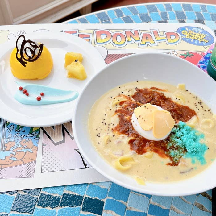 ディズニーランドのおすすめメニュー「ダックダイブ・パスタセット」