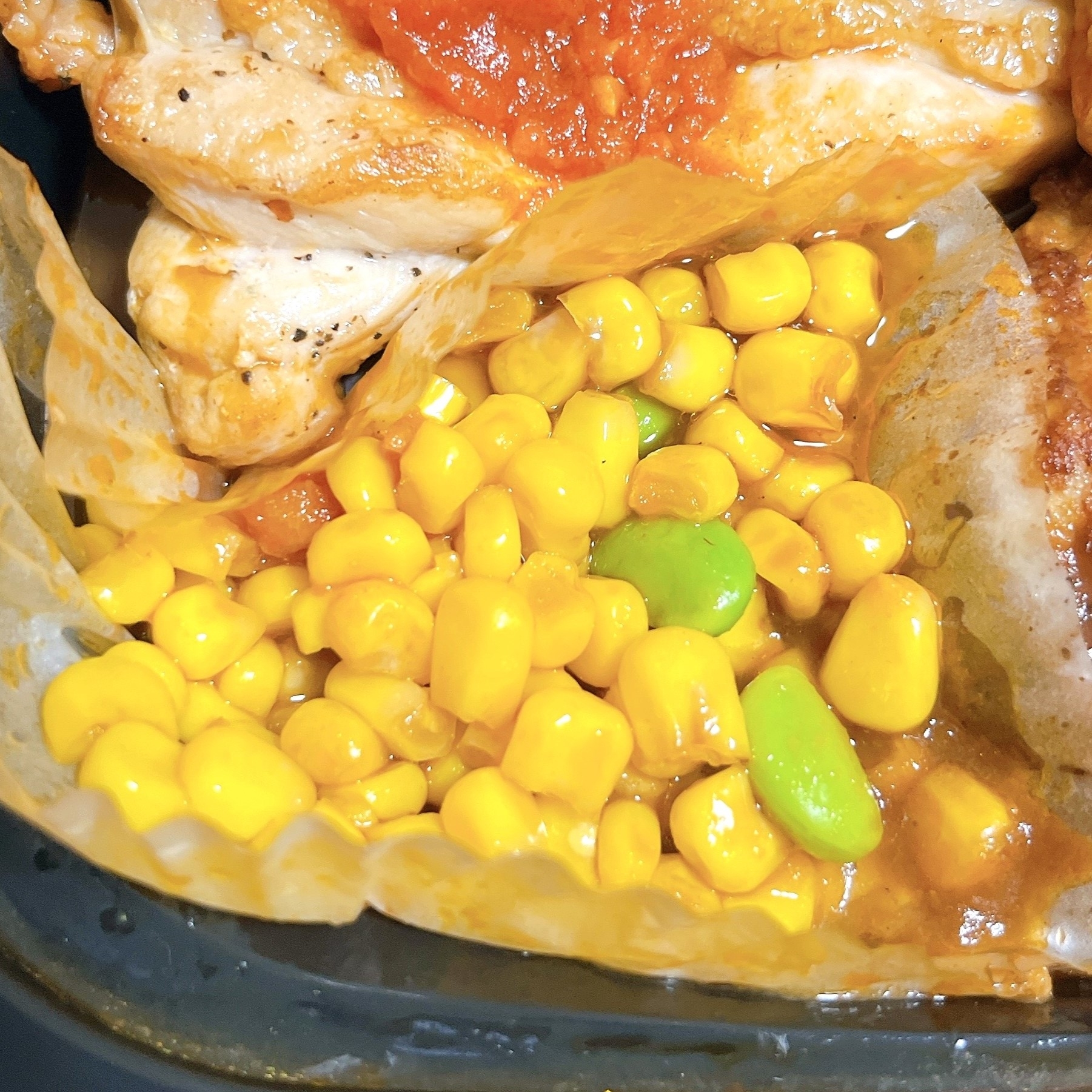 ガストのオススメのメニュー「カットステーキ肉盛りプレート弁当」