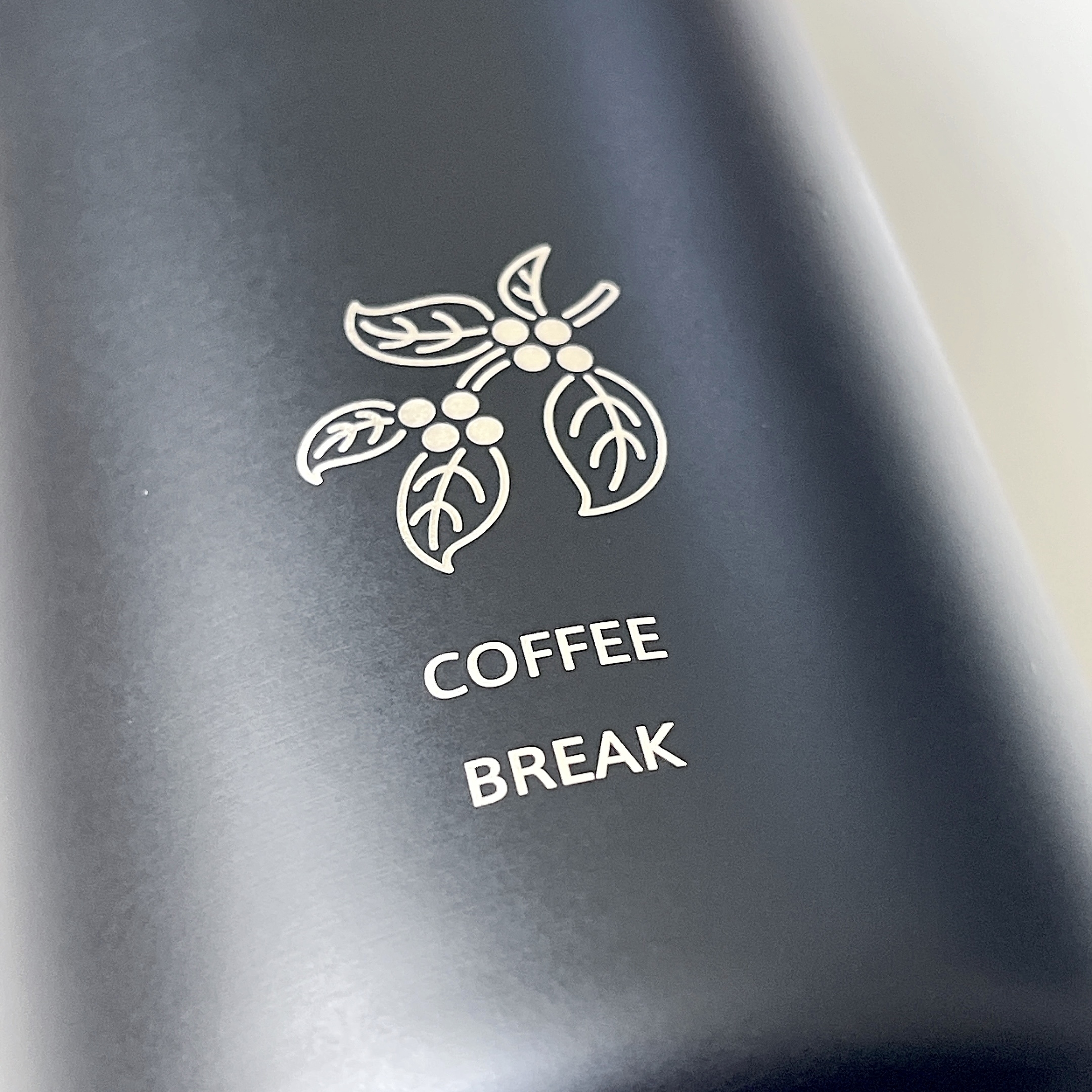 Starbucks Coffee(スターバックスコーヒー)のおすすめボトル「【名入れ専用】ステンレスロゴボトルマットブラック473ml」