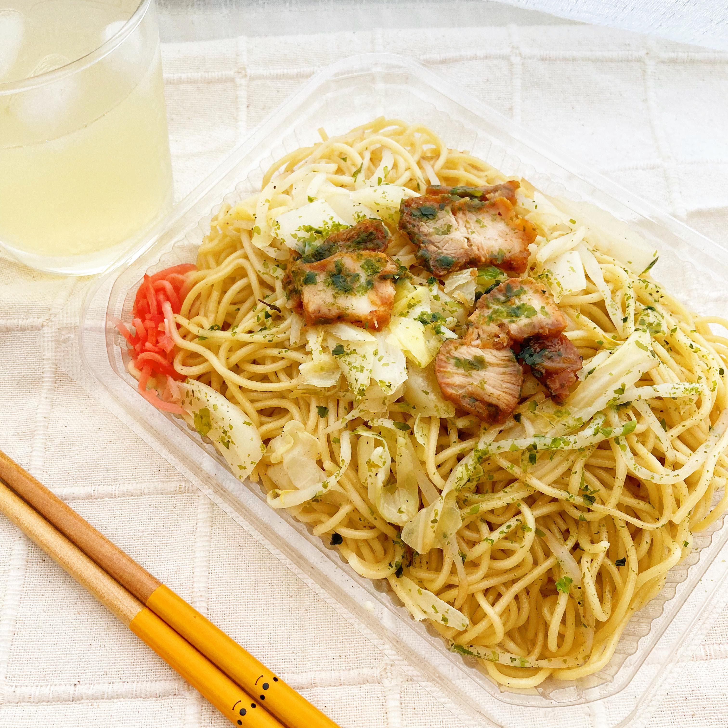 LAWSON(ローソン)の新商品「大盛塩焼そば」