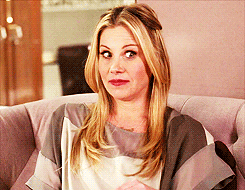 Christina Applegate saying "Sorry"