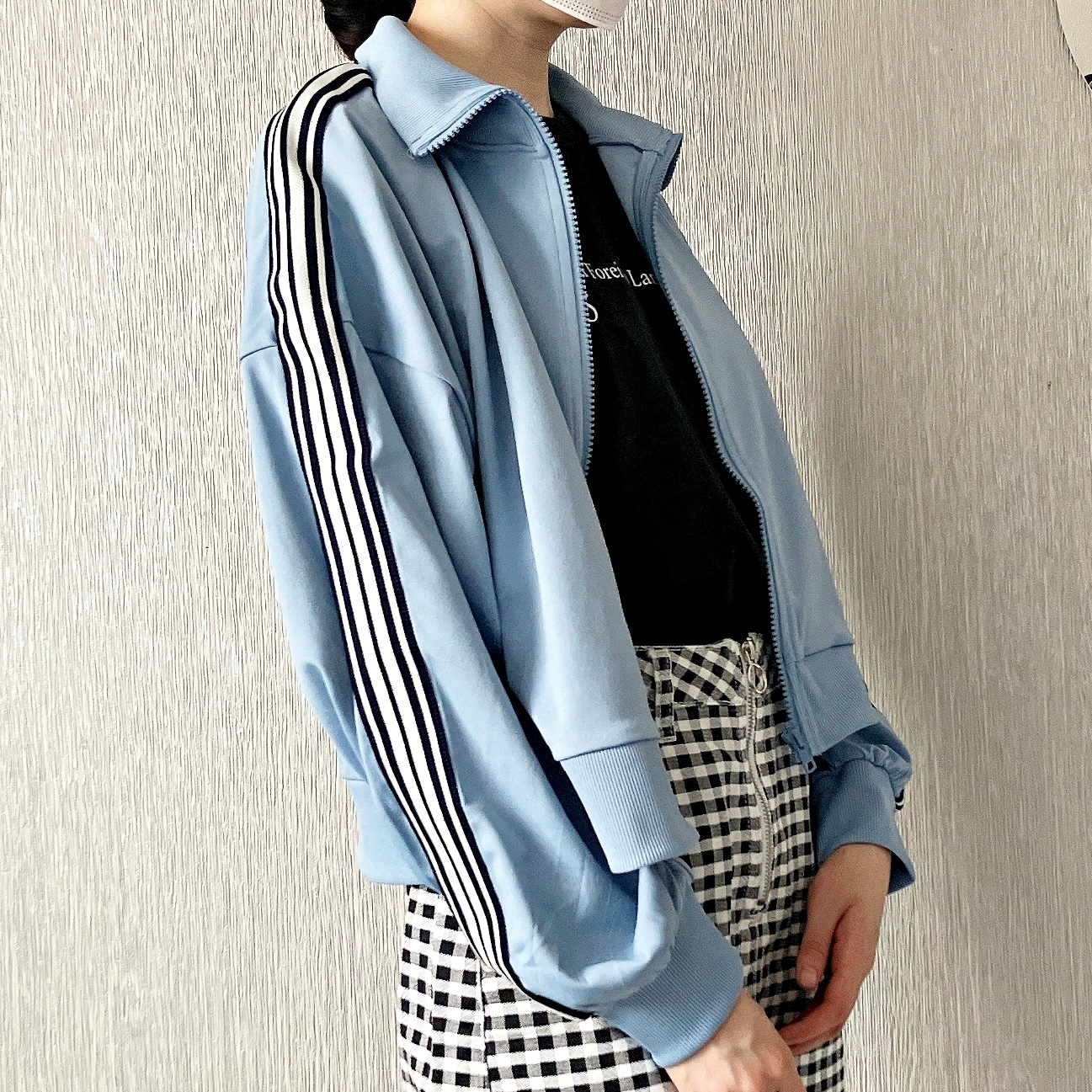 Honeys（ハニーズ）のおすすめジャケット「ゆるトラックジャケット」