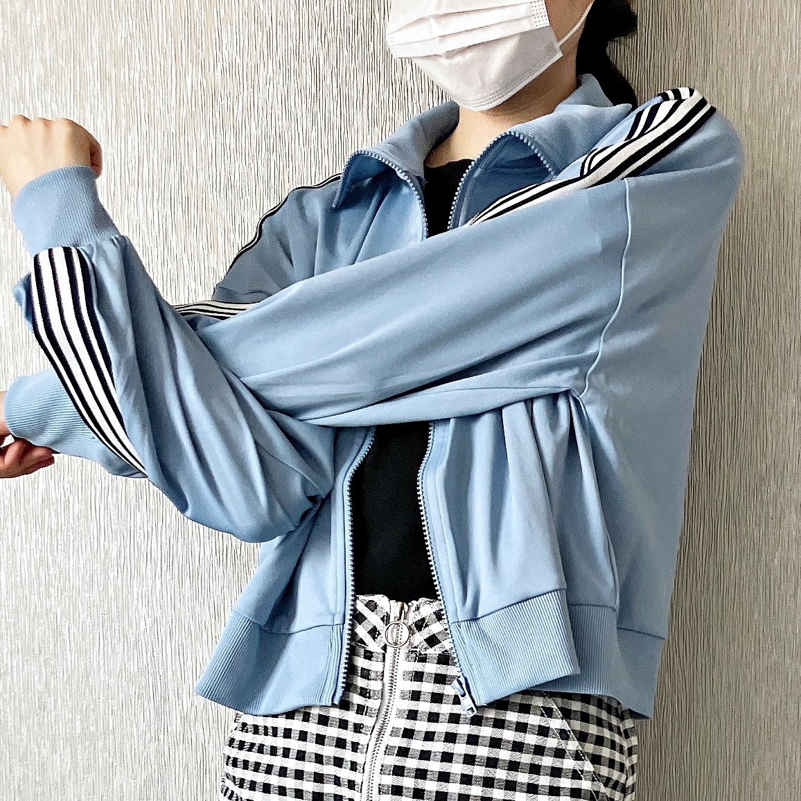 Honeys(ハニーズ)のおすすめジャケット「ゆるトラックジャケット」