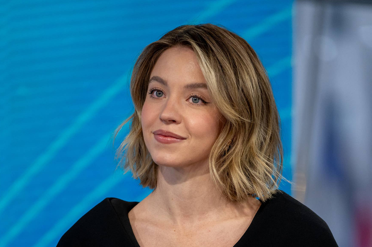 Sydney Sweeney Fans Rushed To Her Defense After A Hollywood Producer Made Harsh Comments About Her Appearance And Acting Skills, And Her Representative Has Now Responded