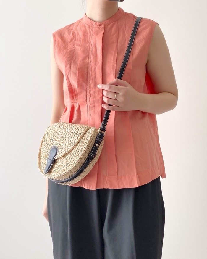 ZARA(ザラ)のおすすめバッグ「ウーヴンショルダーバッグ」