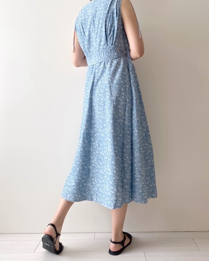 ユニクロのおすすめファッションアイテム「ラップワンピース（ノースリーブ）」