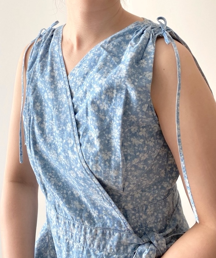 ユニクロのおすすめファッションアイテム「ラップワンピース（ノースリーブ）」