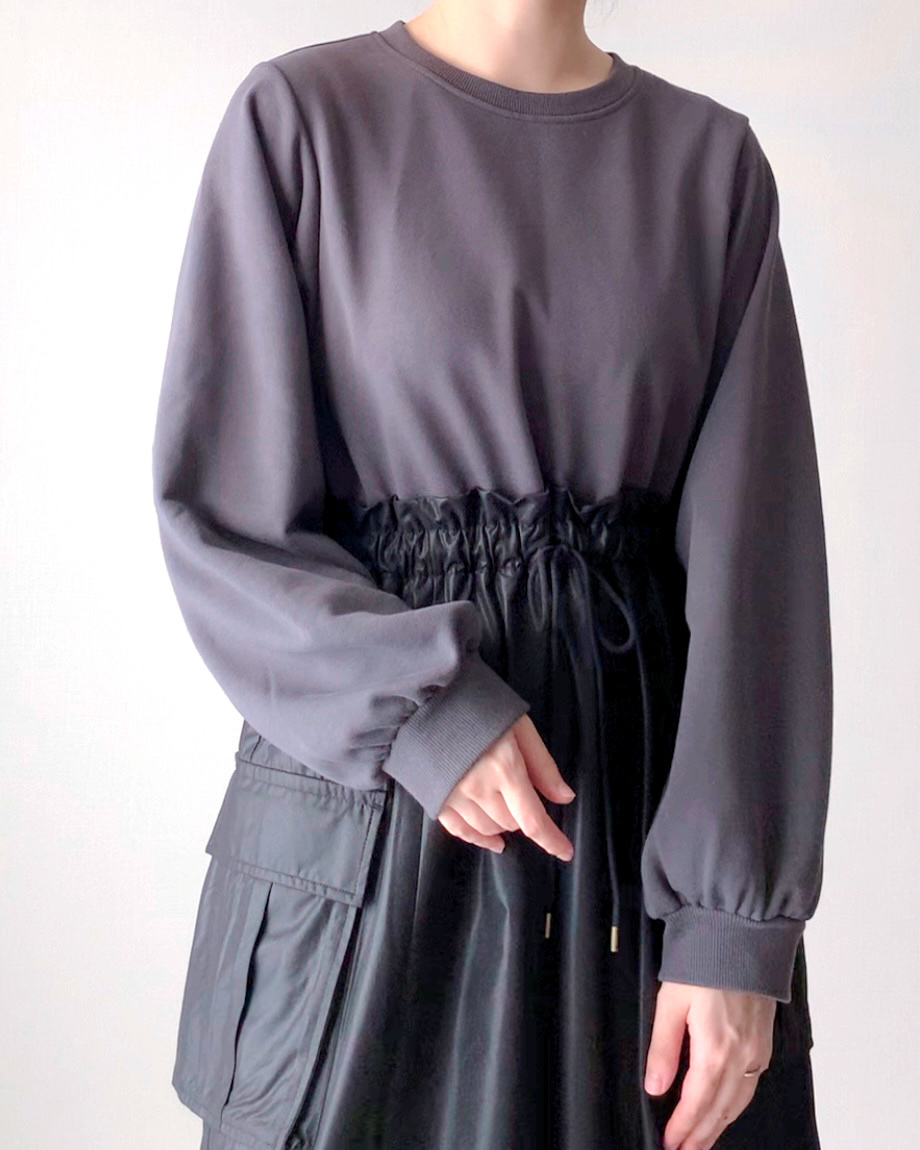 niko and（ニコアンド）のおすすめファッション「レザーライクドロストワンピース」