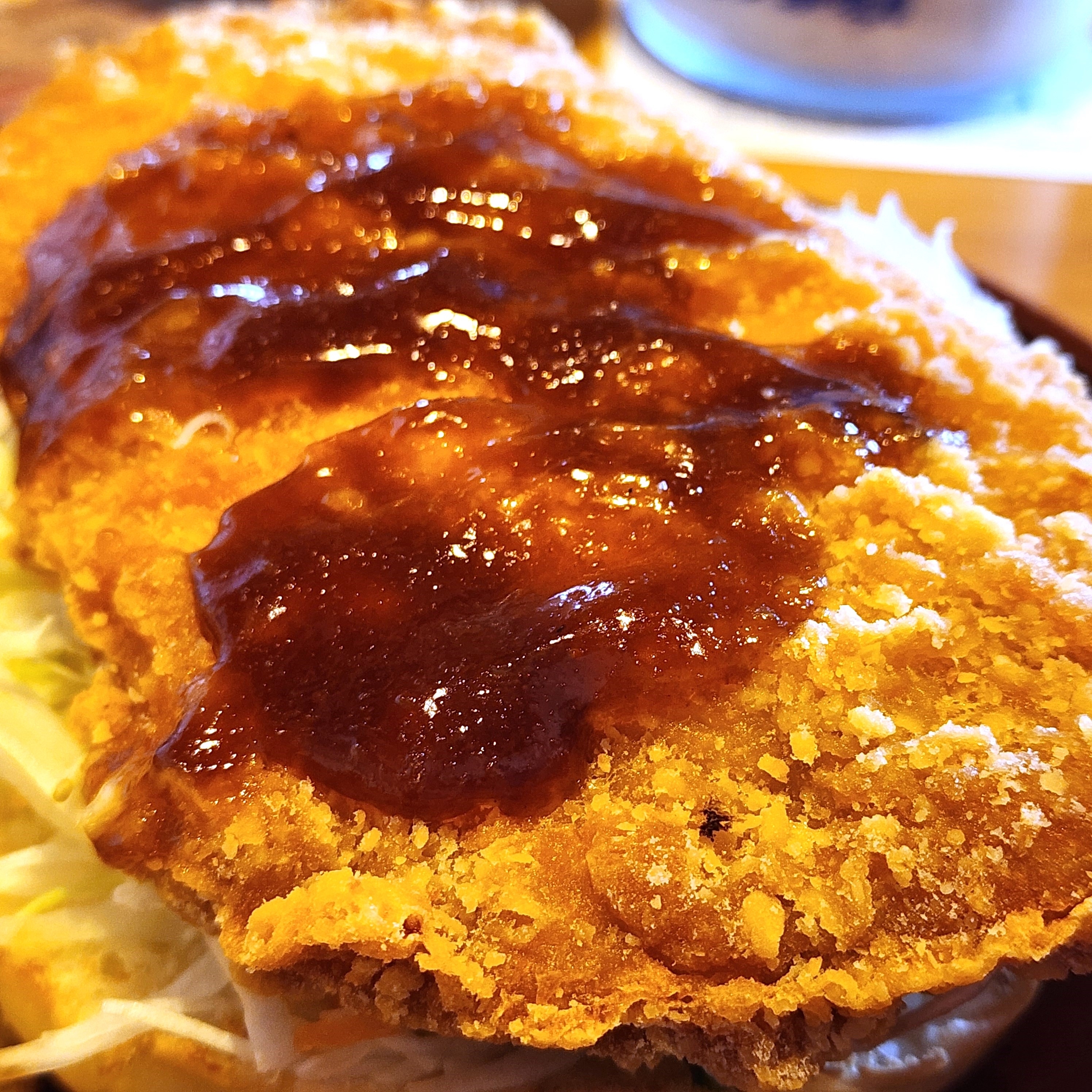 コメダ珈琲店のおすすめフード「鶏タツタバーガー」