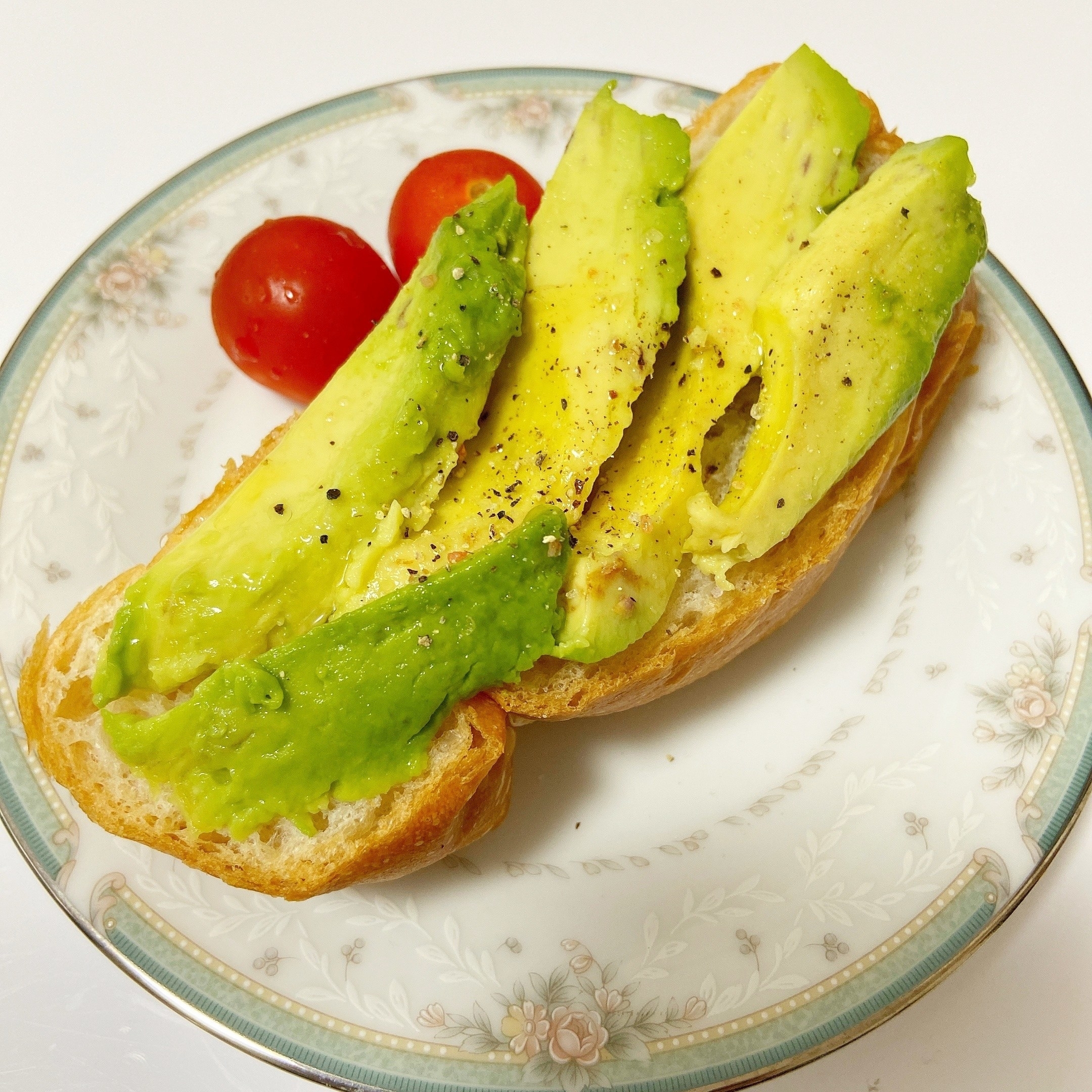 CanDo（キャンドゥ）のおすすめ便利グッズ「ウィムッシュ アボカドスライサー」