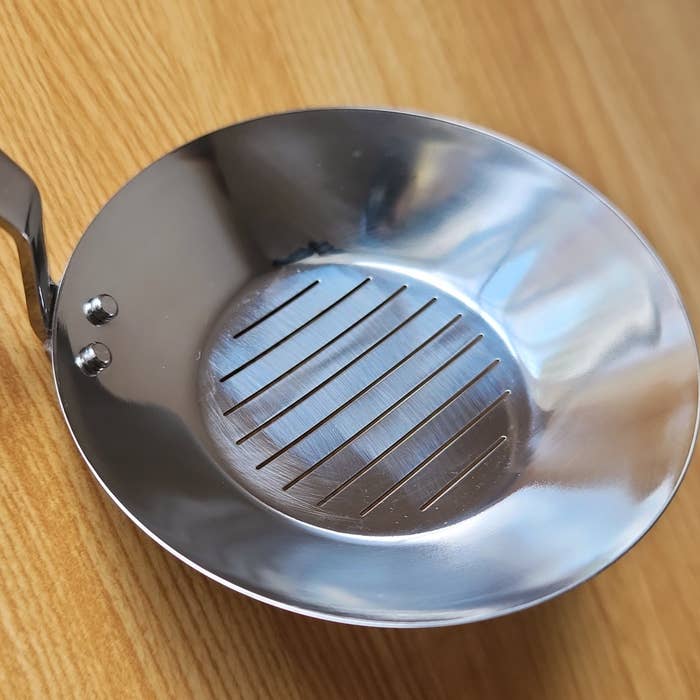 ハンズのオススメキッチングッズ「あくとりさん 中」