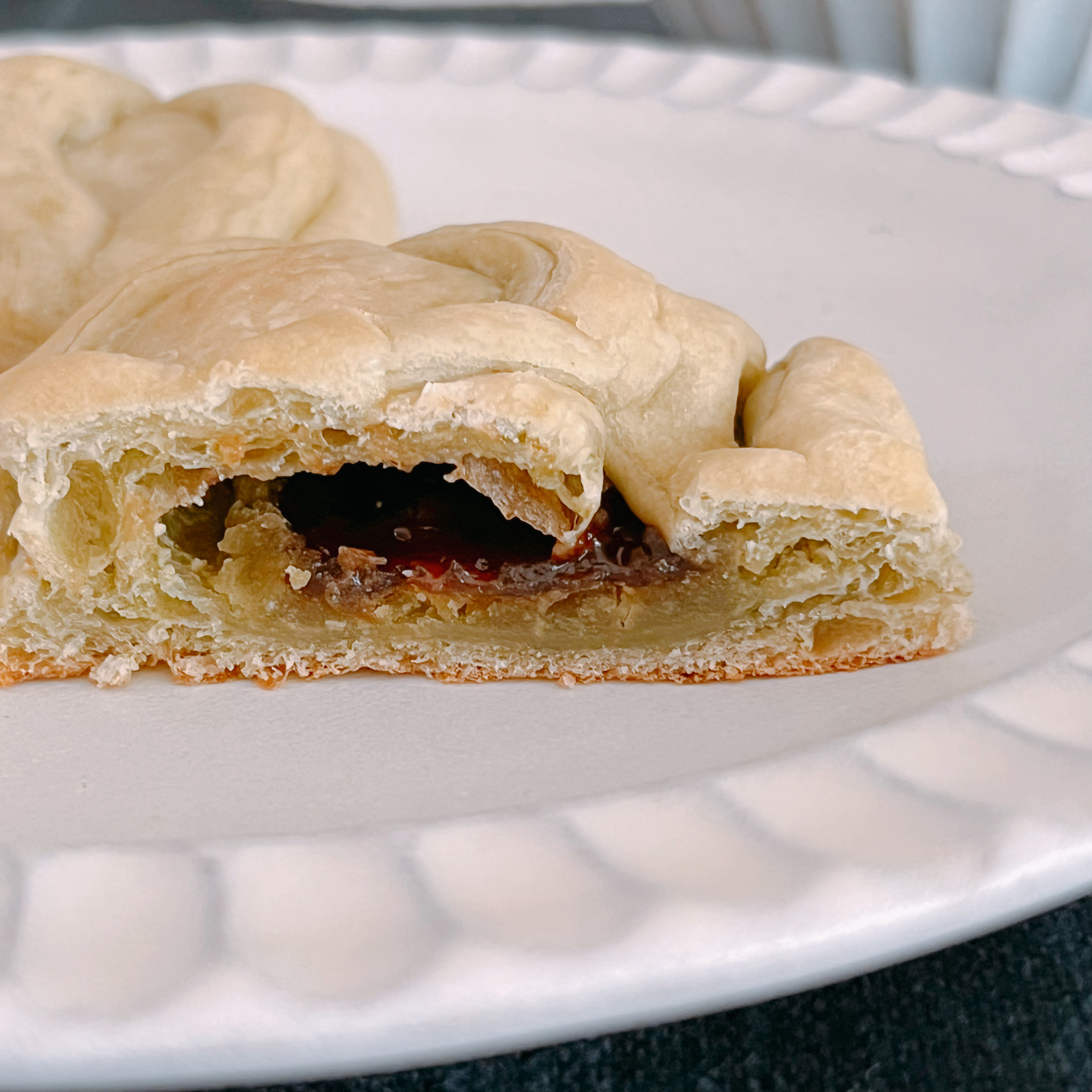 セブン-イレブンのオススメスイーツ「もっちーり宇治抹茶黒蜜」