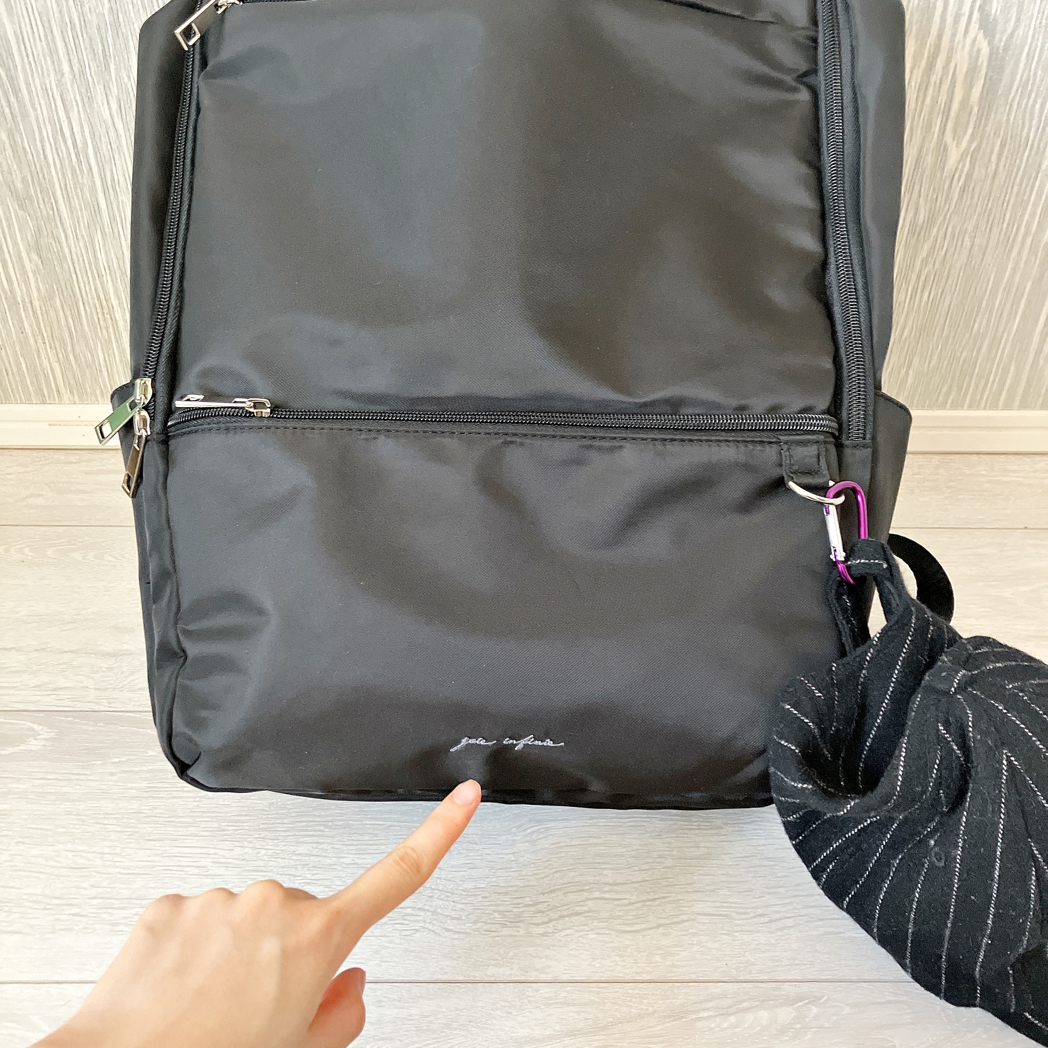 Honeys（ハニーズ）のおすすめリュック「多収納スクエアリュック」