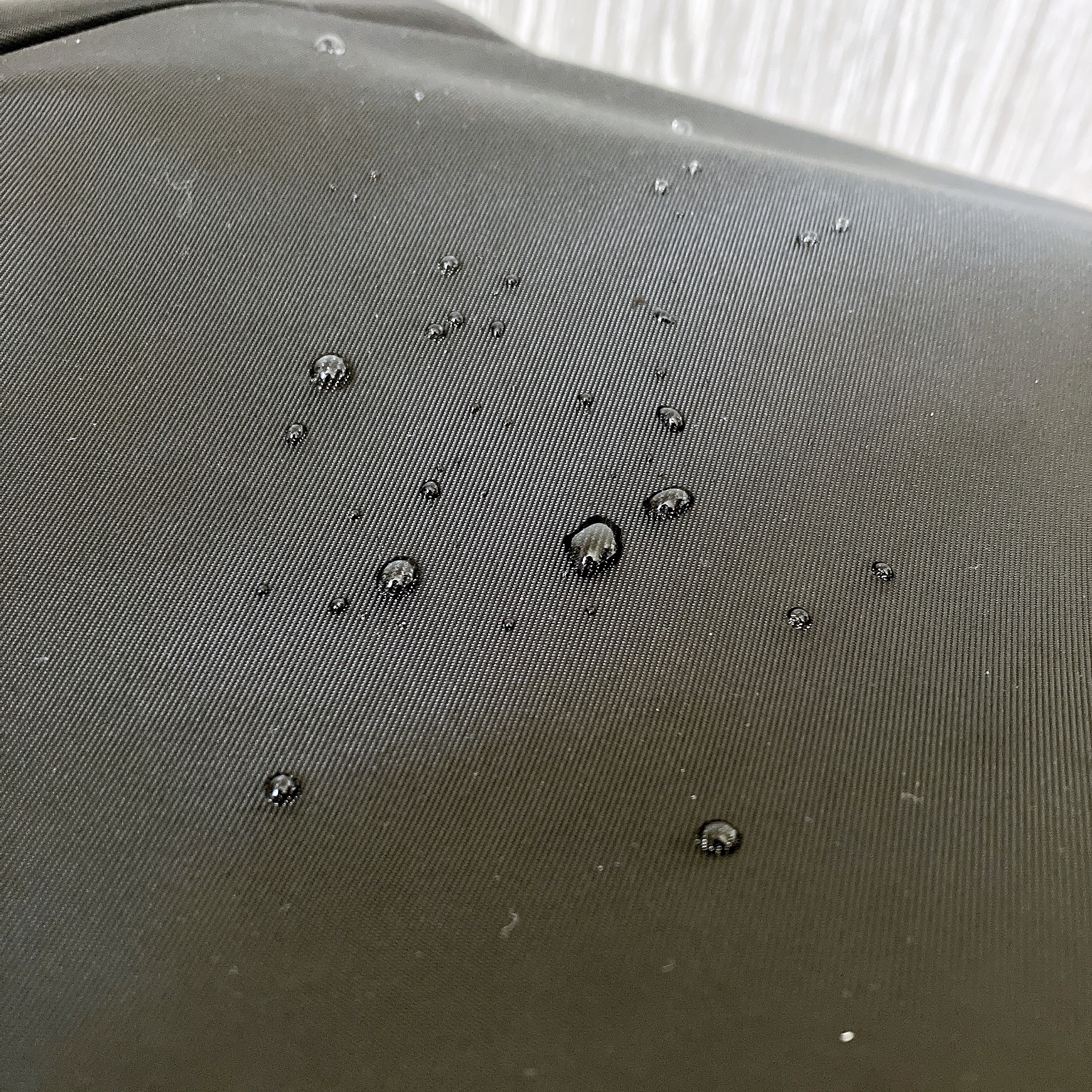 Honeys（ハニーズ）のおすすめリュック「多収納スクエアリュック」