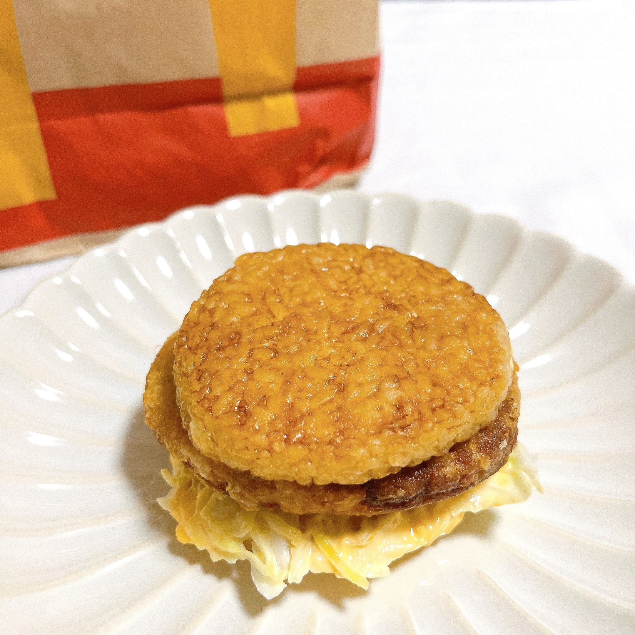 マクドナルドのオススメのバーガー「ごはんチキンタツタ」