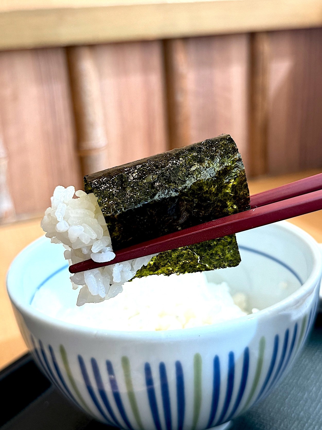 なか卯のおすすめモーニング「目玉焼きベーコン朝食」