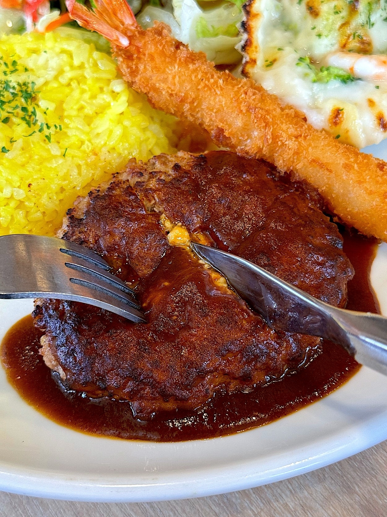 ガストのおすすめメニュー「大人のお子様ランチプレート」