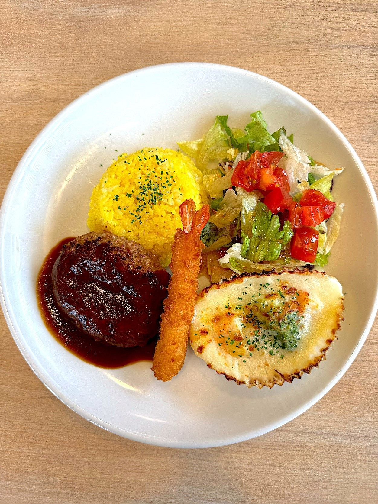 ガストのおすすめメニュー「大人のお子様ランチプレート」