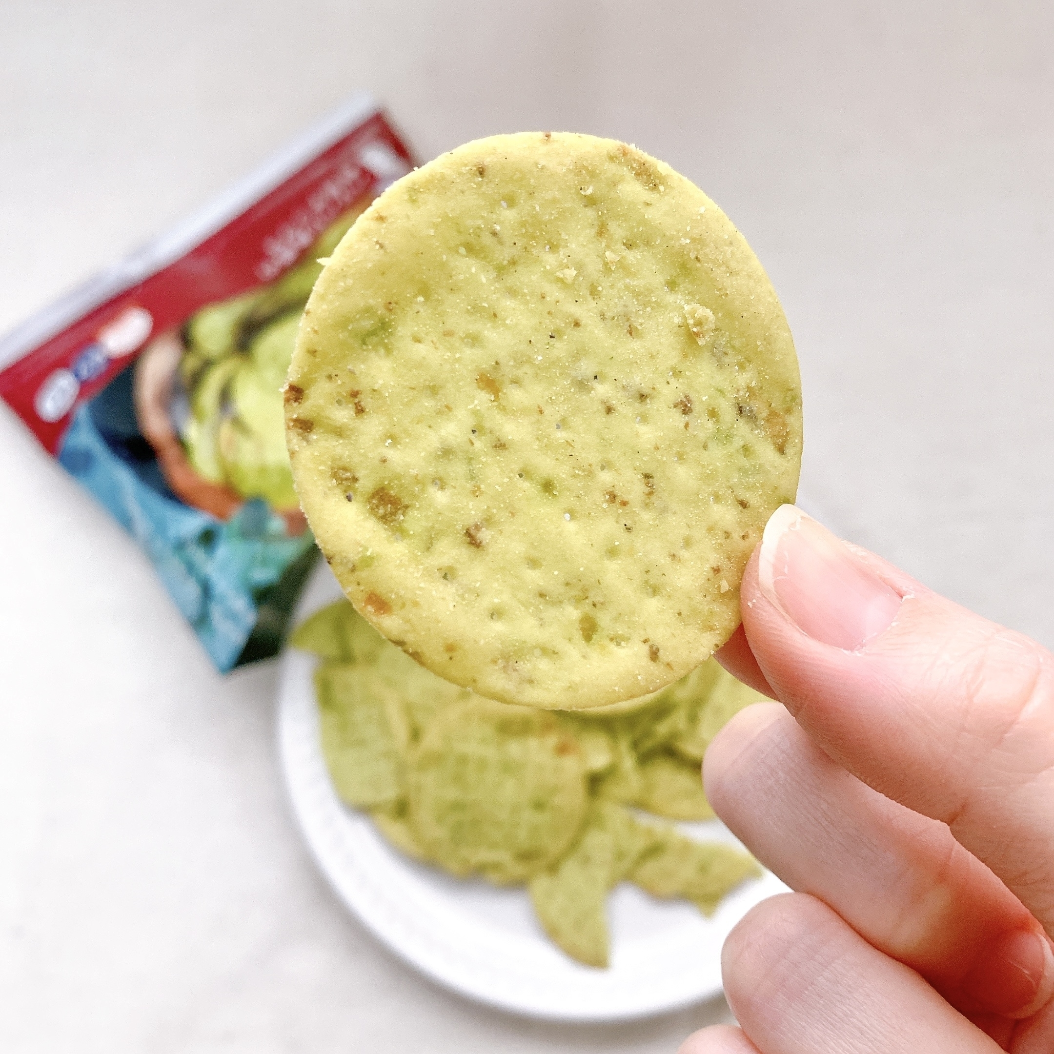 ローソンのオススメのスナック「パリパリ食感の枝豆チップス 38g」