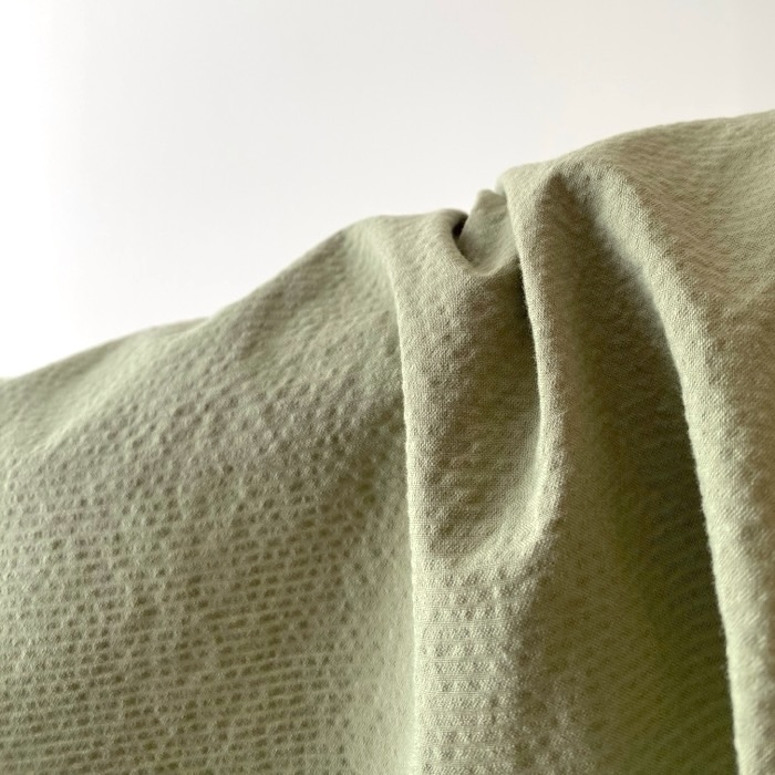 ユニクロのおすすめファッションアイテム「3wayシアサッカーワンピース（半袖）」