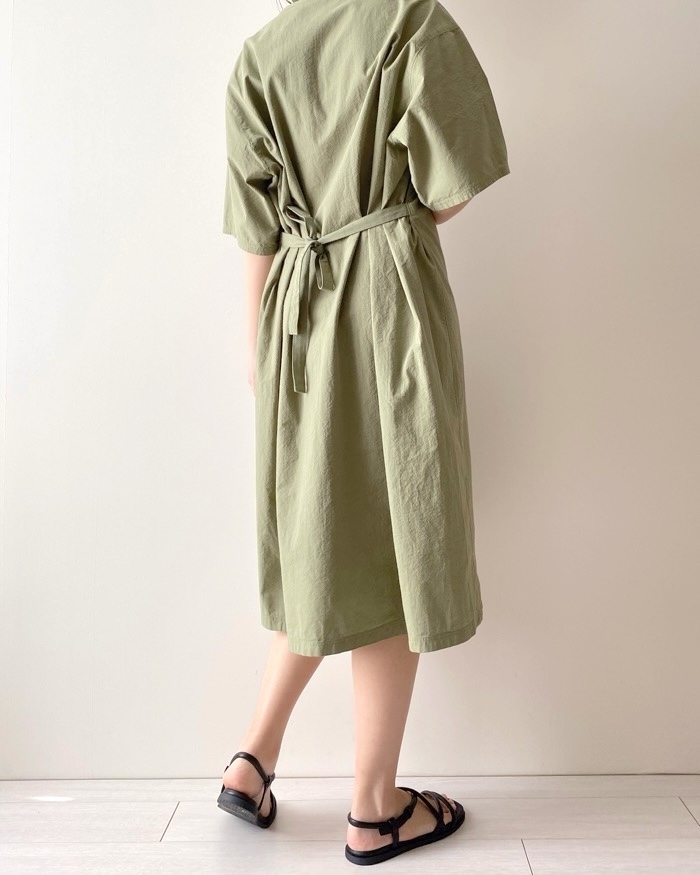 ユニクロのおすすめファッションアイテム「3wayシアサッカーワンピース（半袖）」