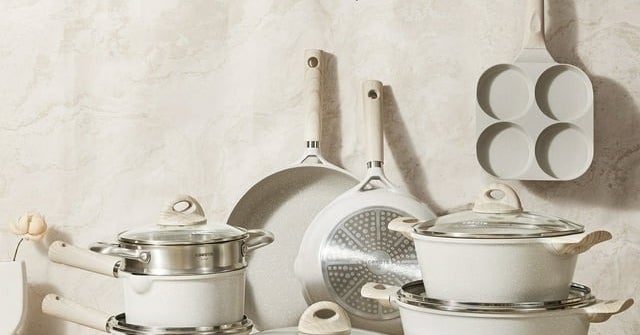 Grab 60% Off The Popular Carote Cookware Set At Walmart