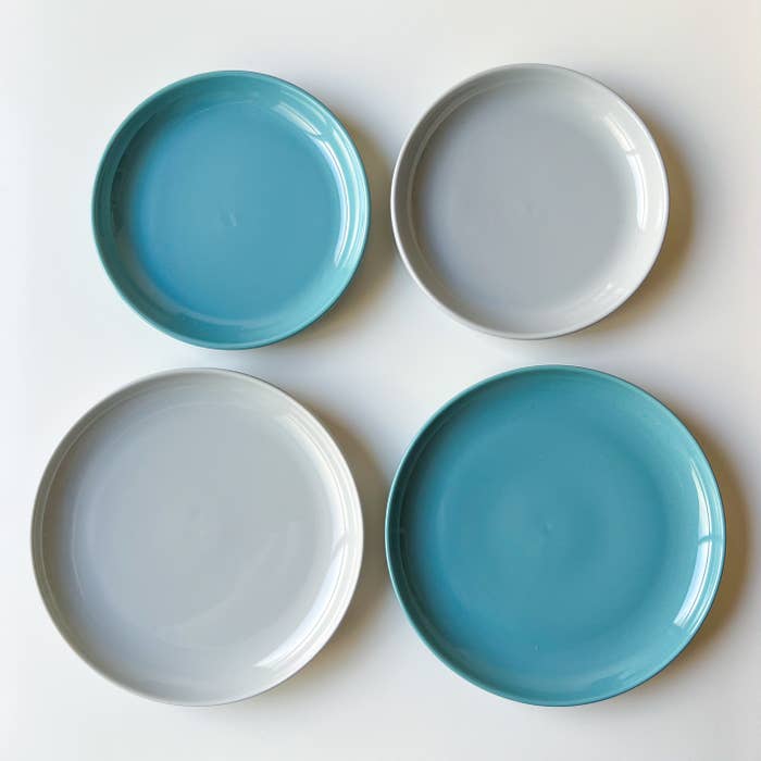 ニトリの「綺麗にスタッキングできるお皿」