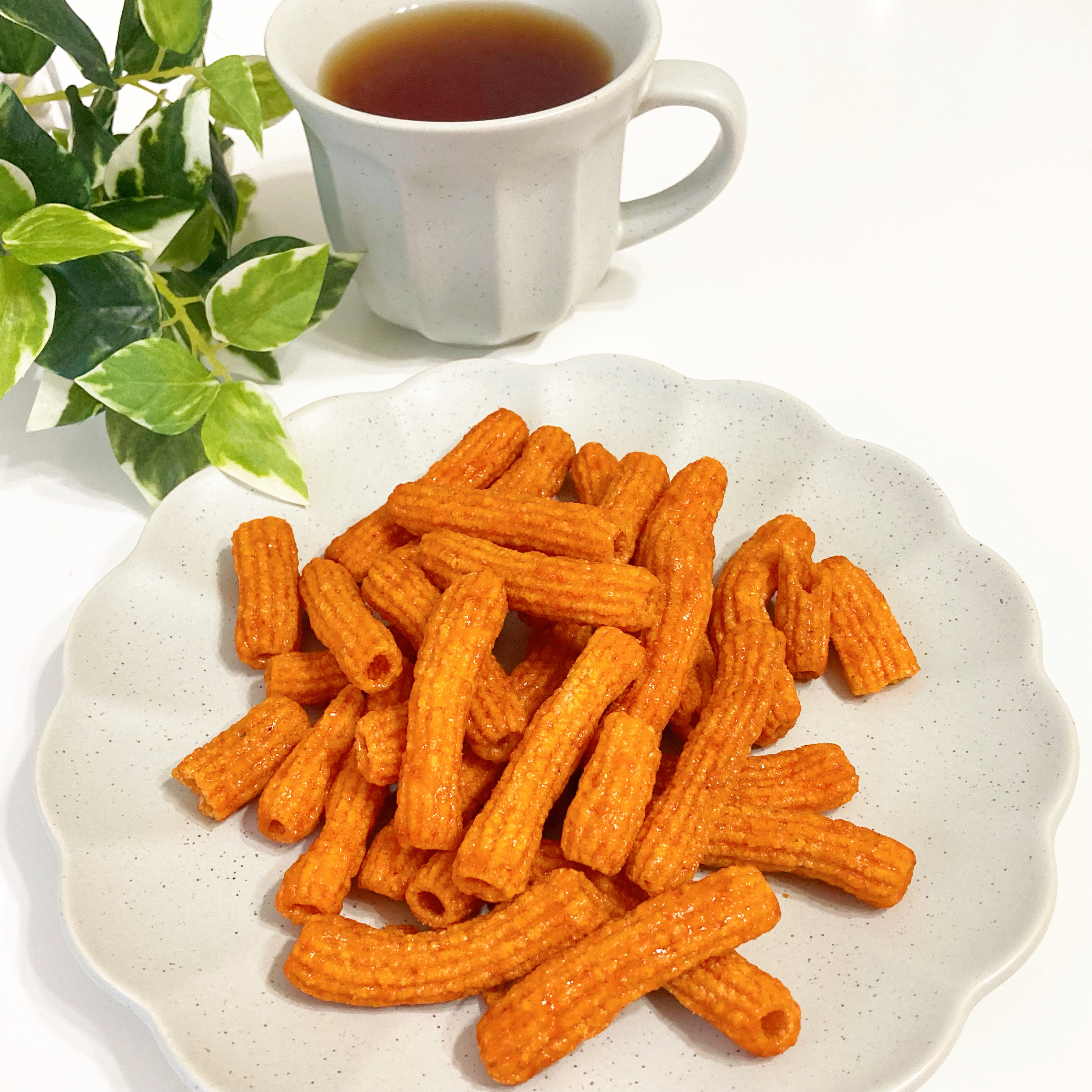 DAISO（ダイソー）のおすすめスナック菓子「ヘテパシフィック 辛ダンドントッポッキ味スナック 65g」