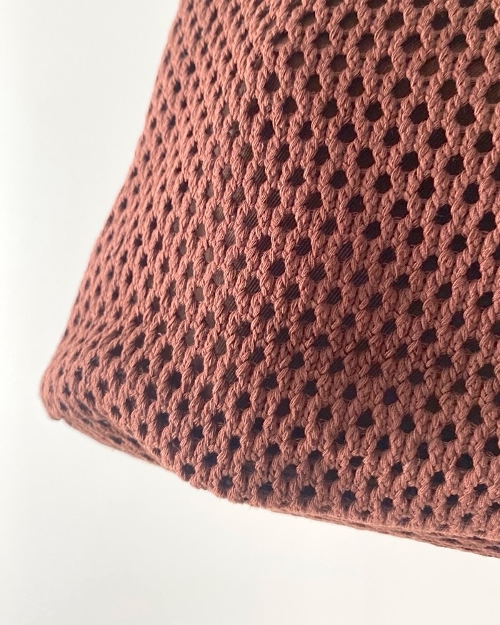 GU（ジーユー）のおすすめバッグ「メッシュニットトートバッグ+E」