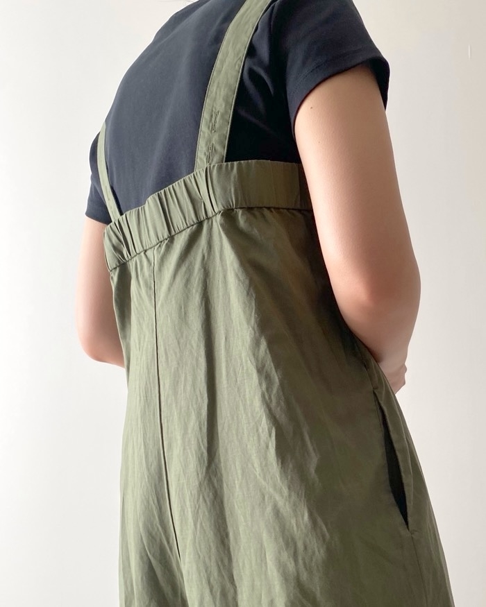 ユニクロのおすすめファッションアイテム「リネンブレンドサロペット」