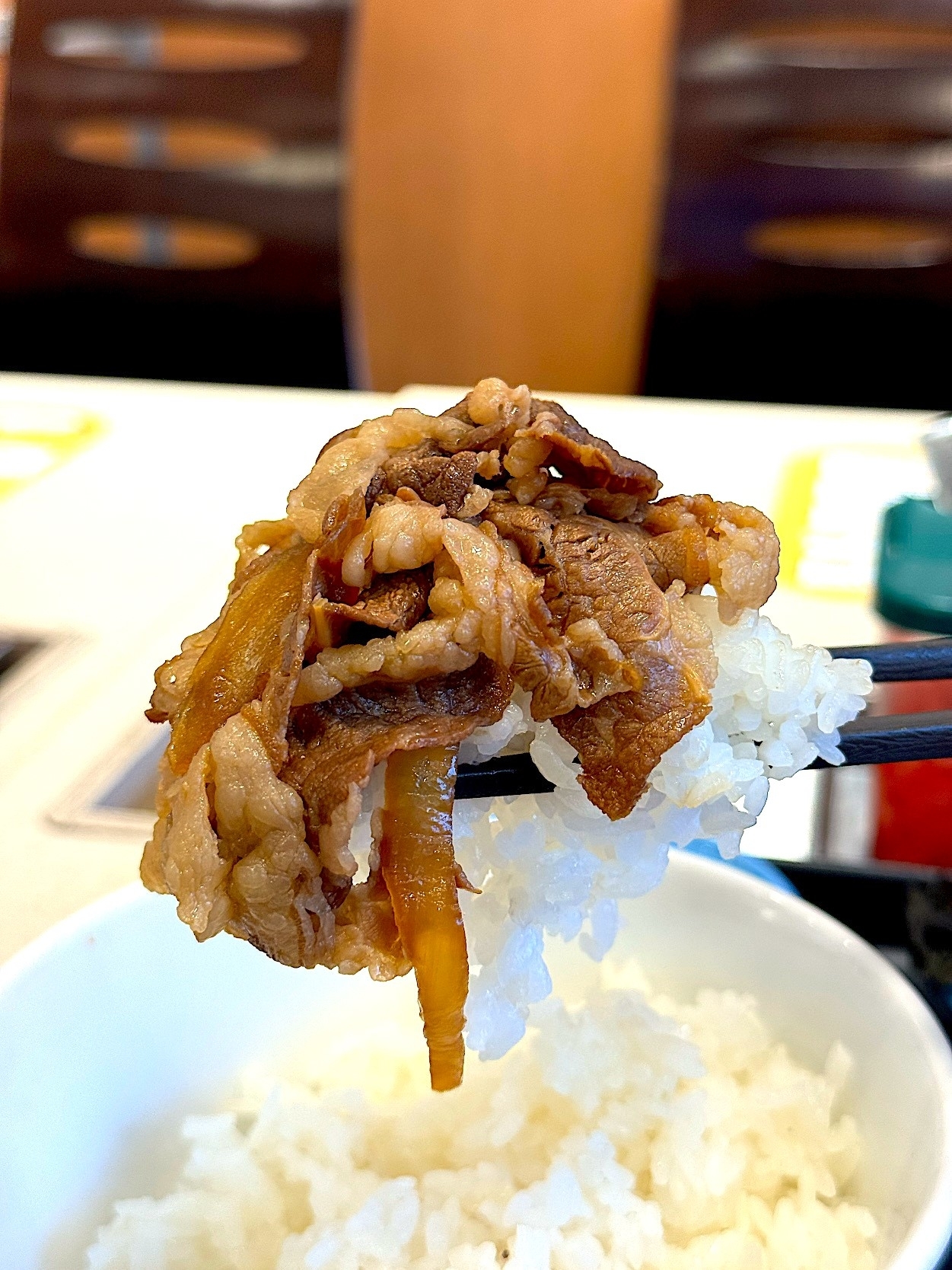 松屋のオススメのメニュー「得朝牛皿定食」