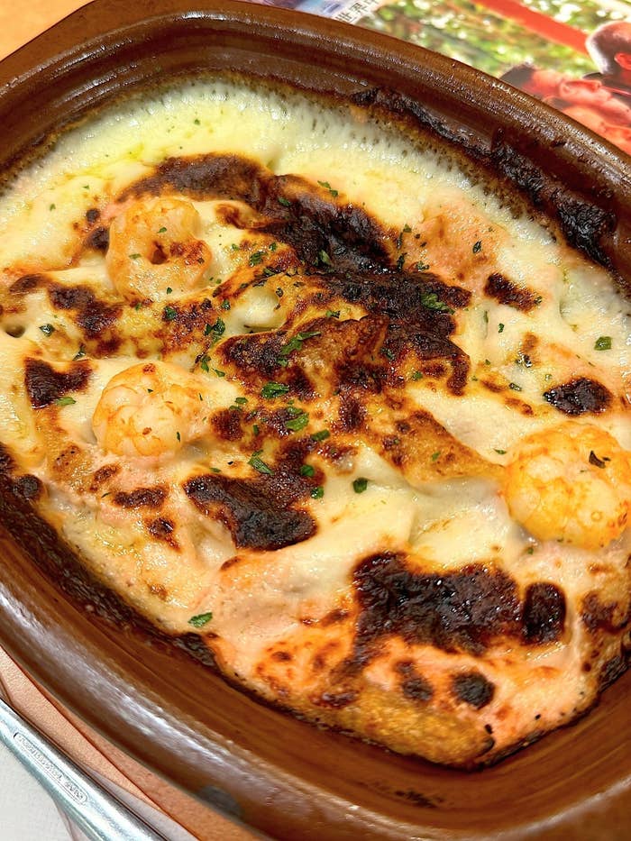 サイゼリヤのおすすめメニュー「エビとタラコのクリームグラタン」