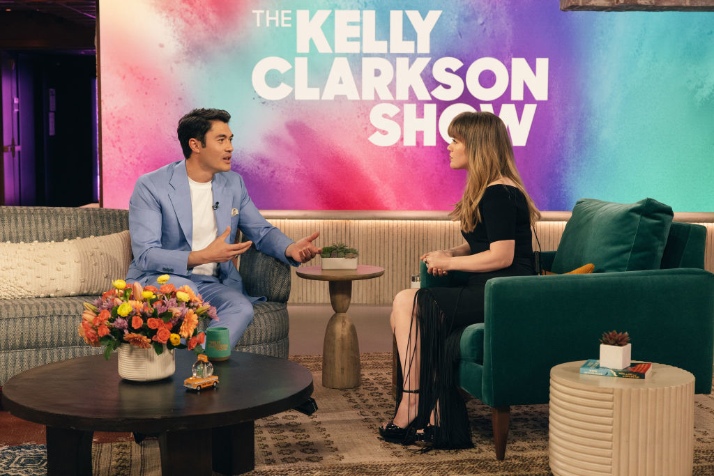 Henry Golding and Kelly Clarkson in conversation