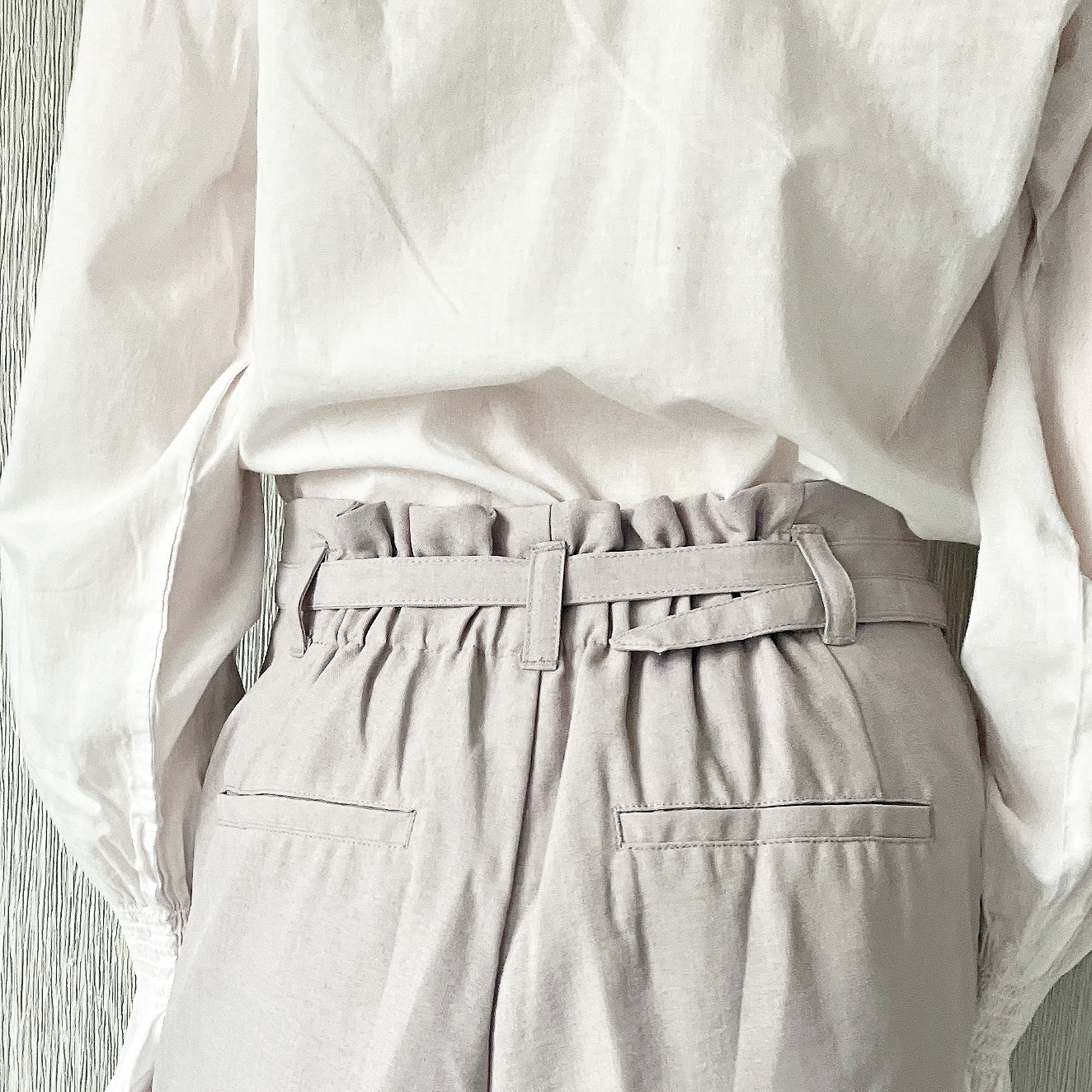 Honeys（ハニーズ）のおすすめパンツ「ハイウエストテーパードパンツ」