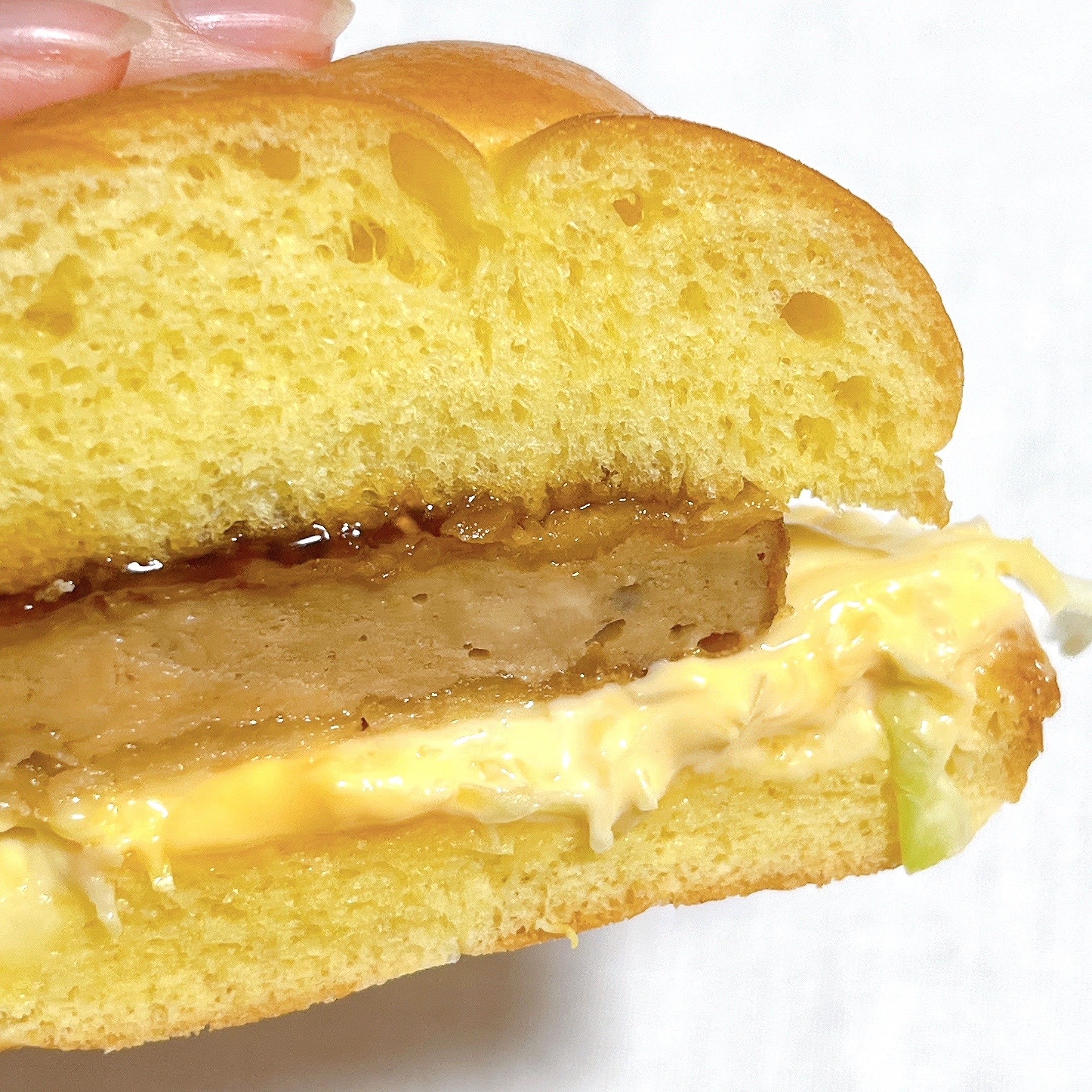 マクドナルドのオススメのバーガー「油淋鶏チーズ チキンタツタ」