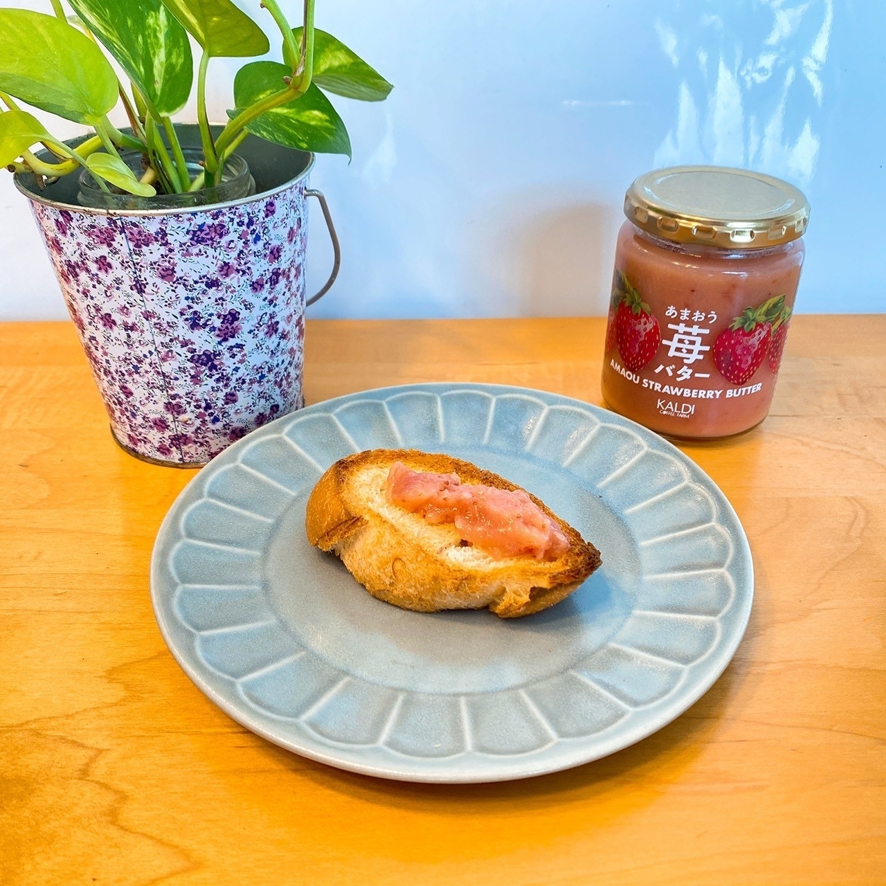 KALDI（カルディ）のおすすめフード「あまおう苺バター 255g」