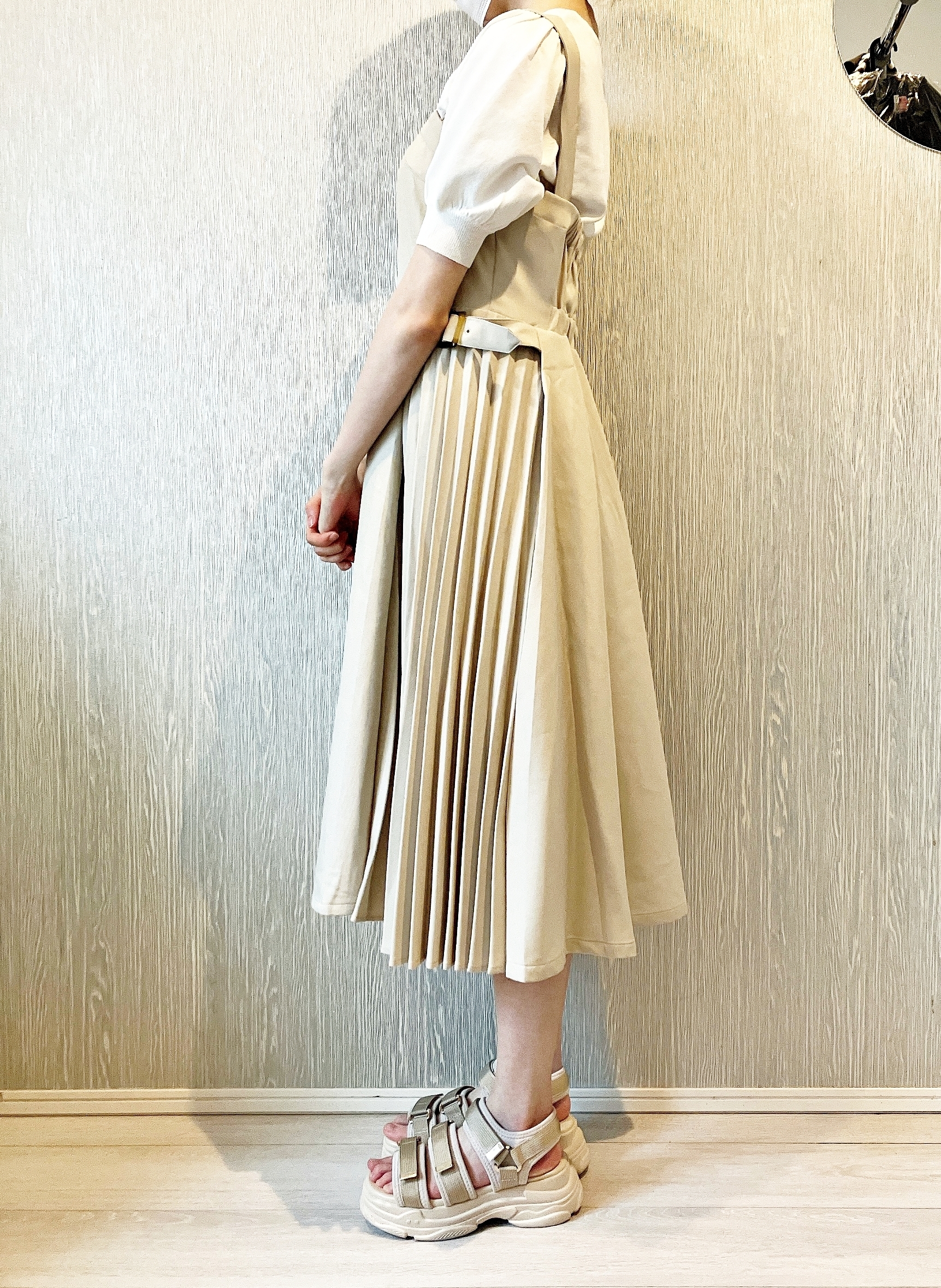 Honeys（ハニーズ）のおすすめジャンパースカート「プリーツ切替ジャンスカ」