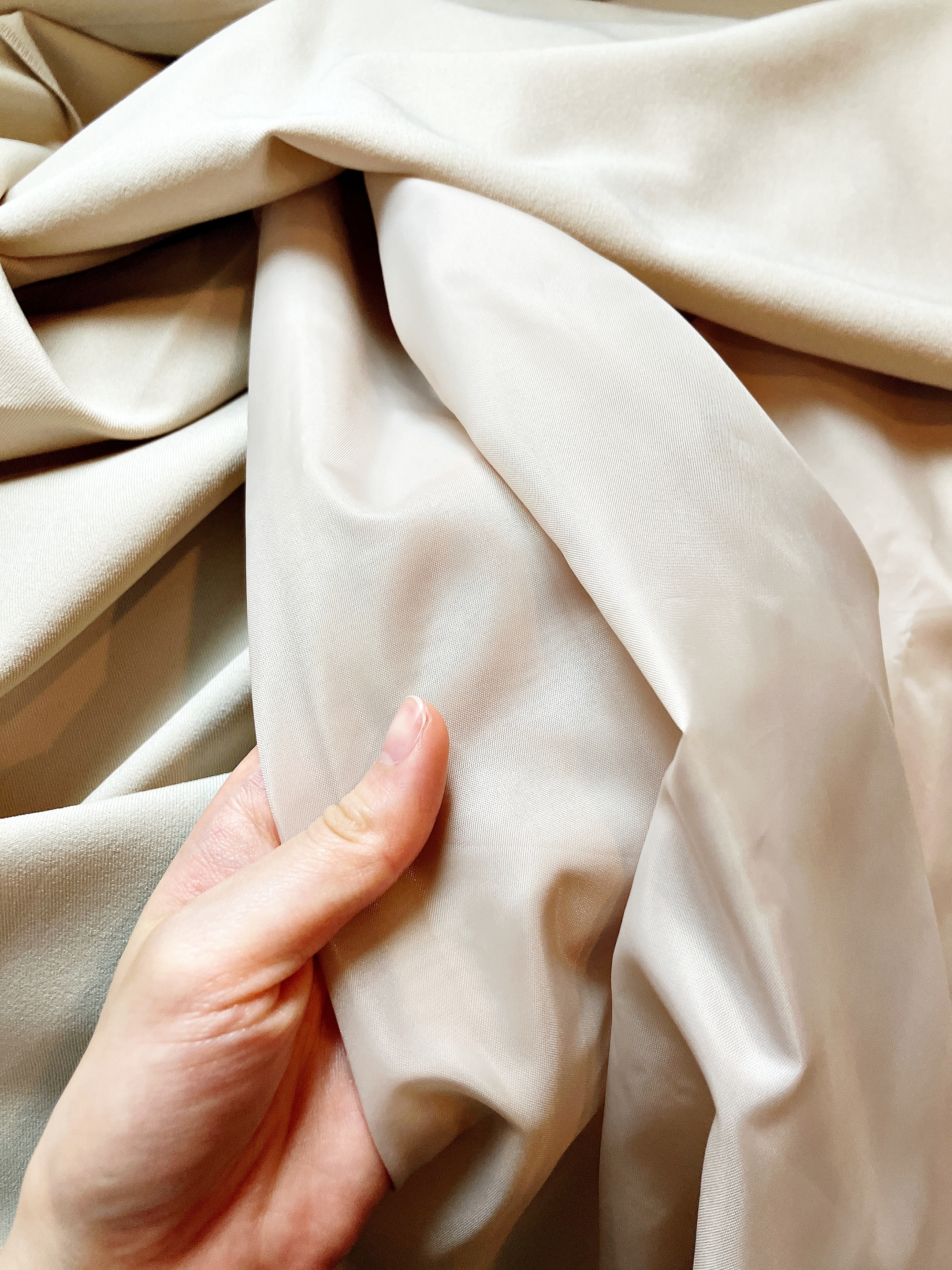 Honeys（ハニーズ）のおすすめジャンパースカート「プリーツ切替ジャンスカ」