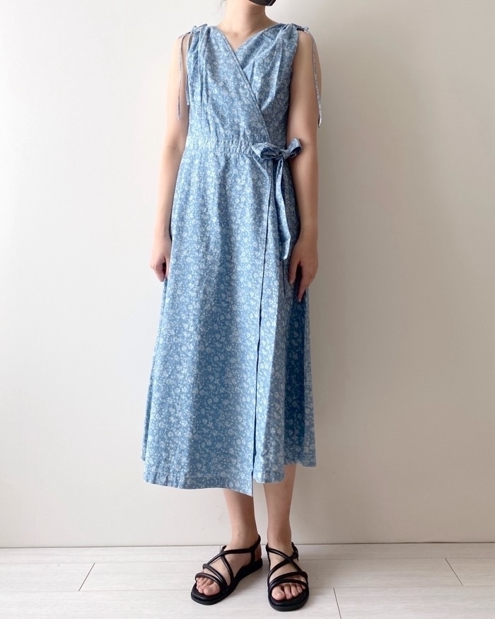 UNIQLO（ユニクロ）のおすすめワンピース「ラップワンピース（ノースリーブ）」