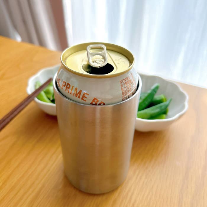 無印良品のおすすめキッチングッズ「コップとしても使える 缶飲料用 保温保冷ホルダー」