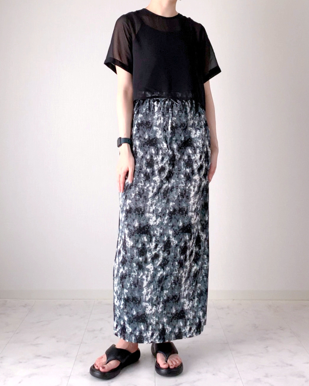 しまむらのおすすめファッションアイテム「ニュアンスガラプリーツSK」