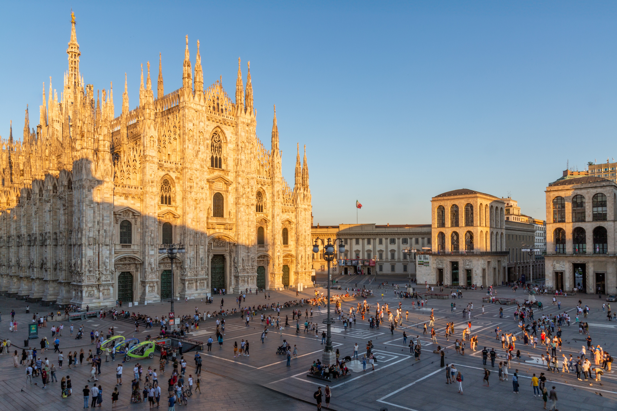 Milan Cathedral with tourists in the foreground at Piazza del Duomo