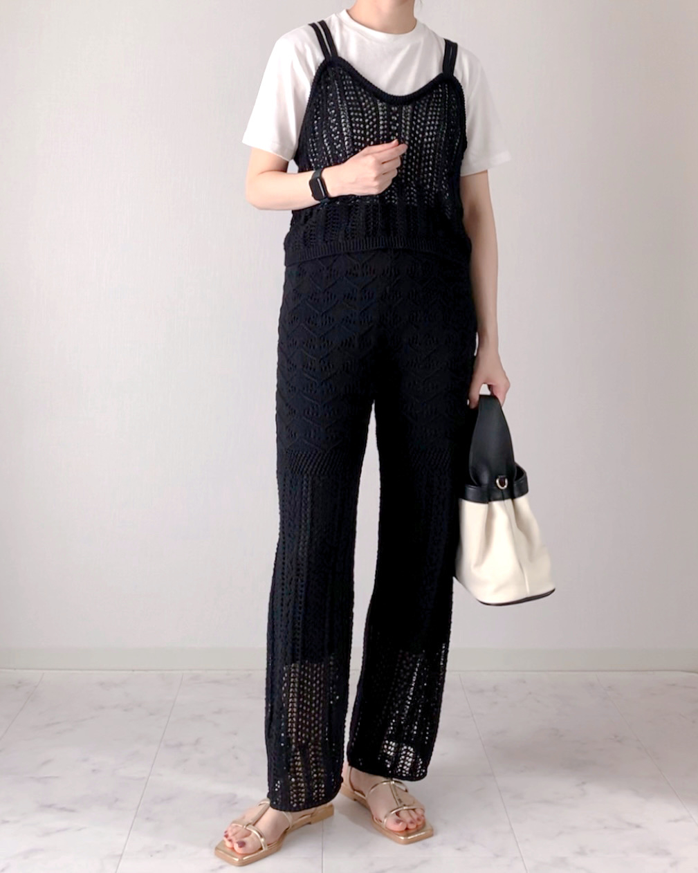 しまむらのおすすめトップス「KOKビスチェ+Tシャツ」