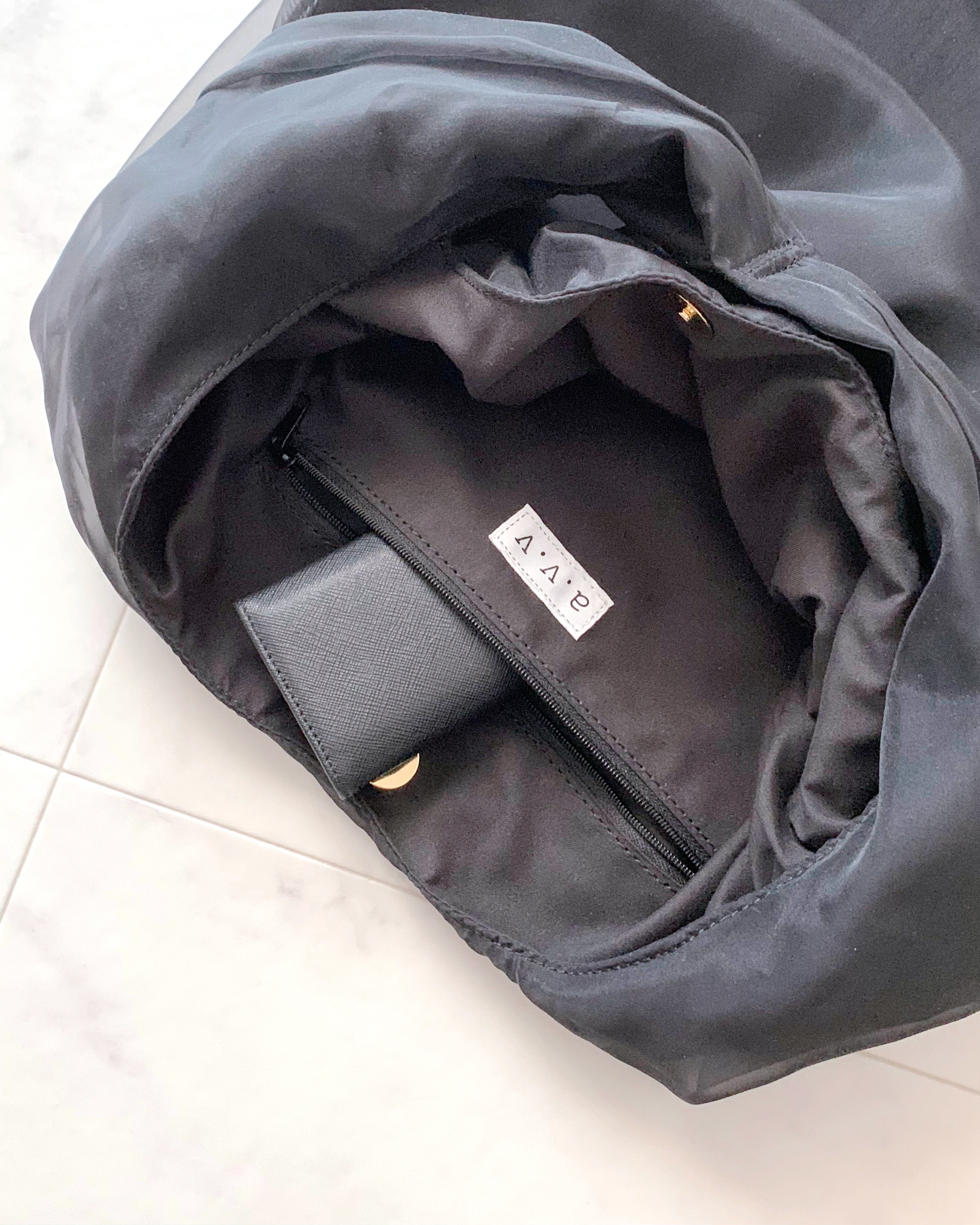 しまむらのオススメのバッグの「シアークリテトートバッグ（a.v.v）」