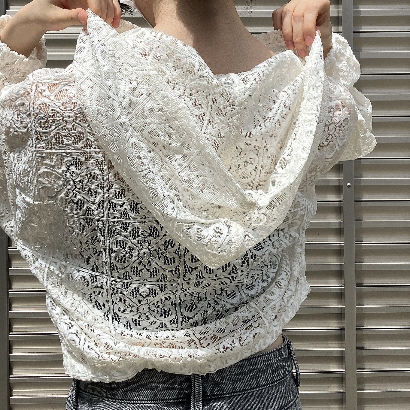 Honeys（ハニーズ）のおすすめパーカー「レースパーカー」