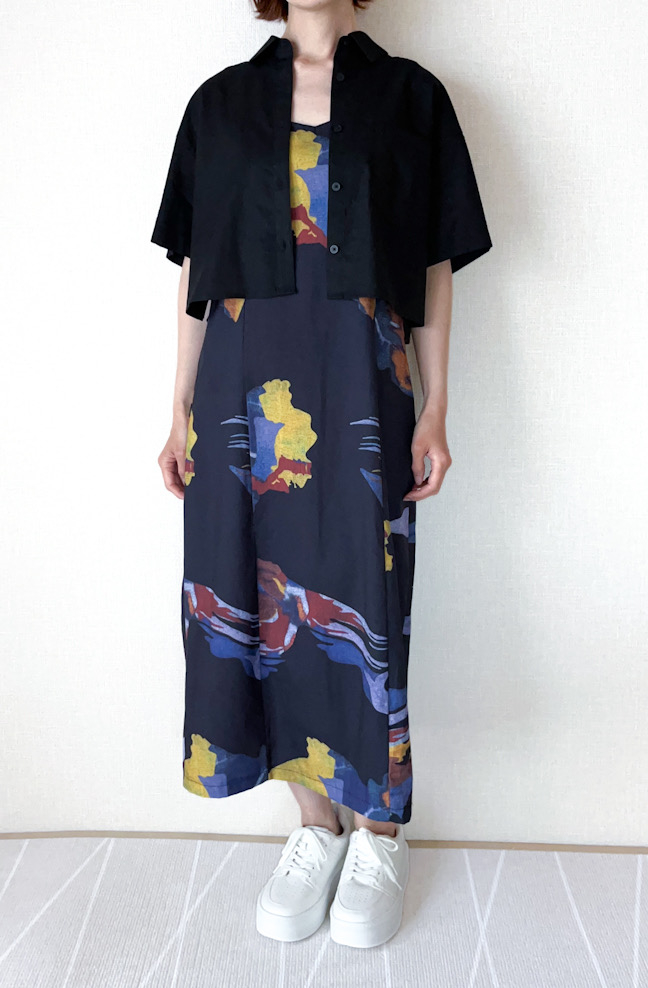 GU(ジーユー)のおすすめトップス「リネンブレンドクロップドシャツ(半袖)」