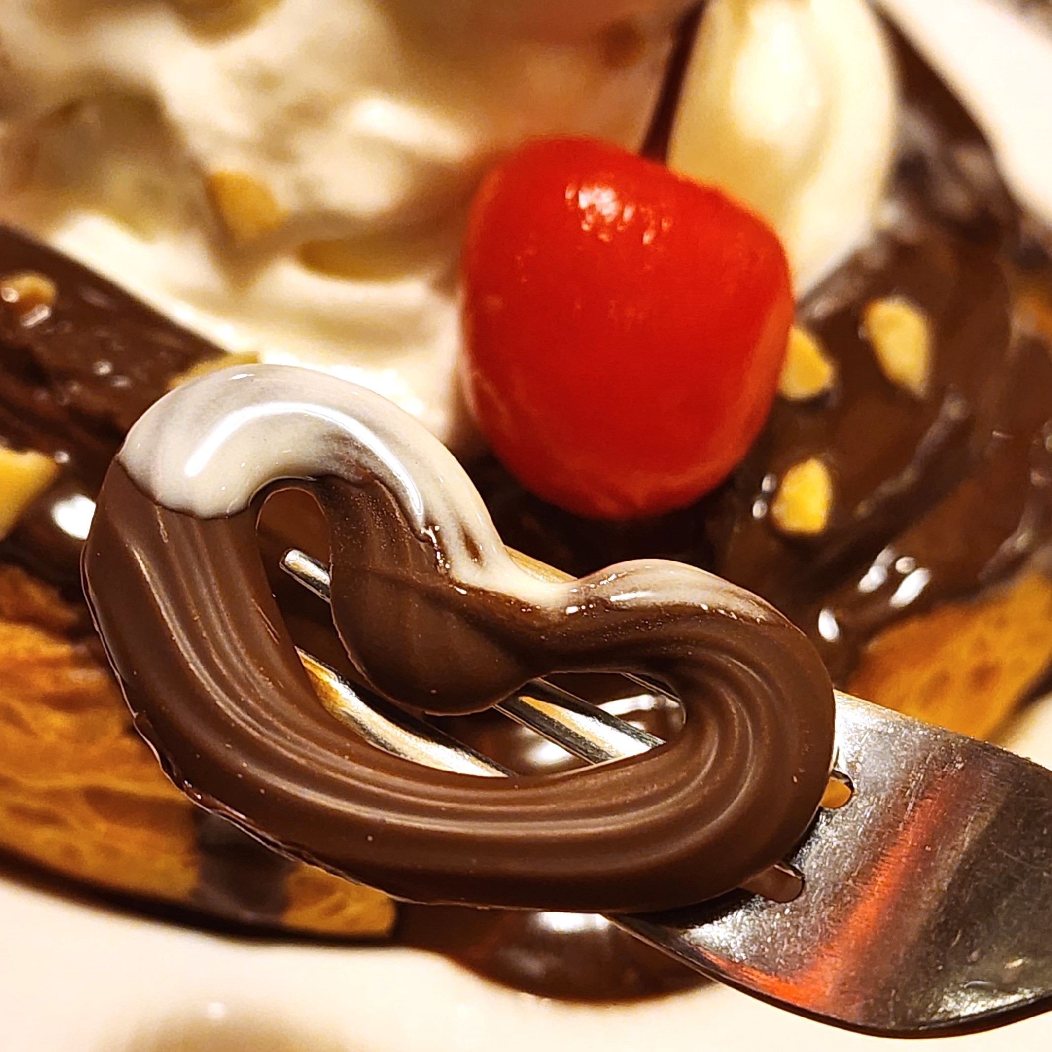 コメダ珈琲店のおすすめスイーツ「シロノワール ガーナミルク」