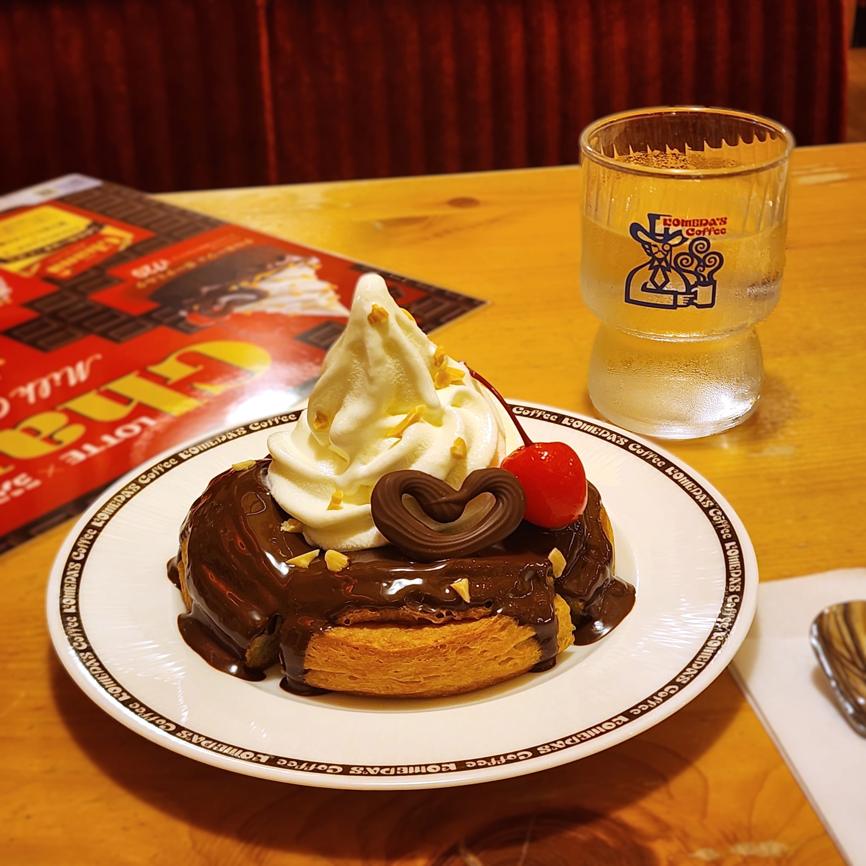 コメダ珈琲店のおすすめスイーツ「シロノワール ガーナミルク」