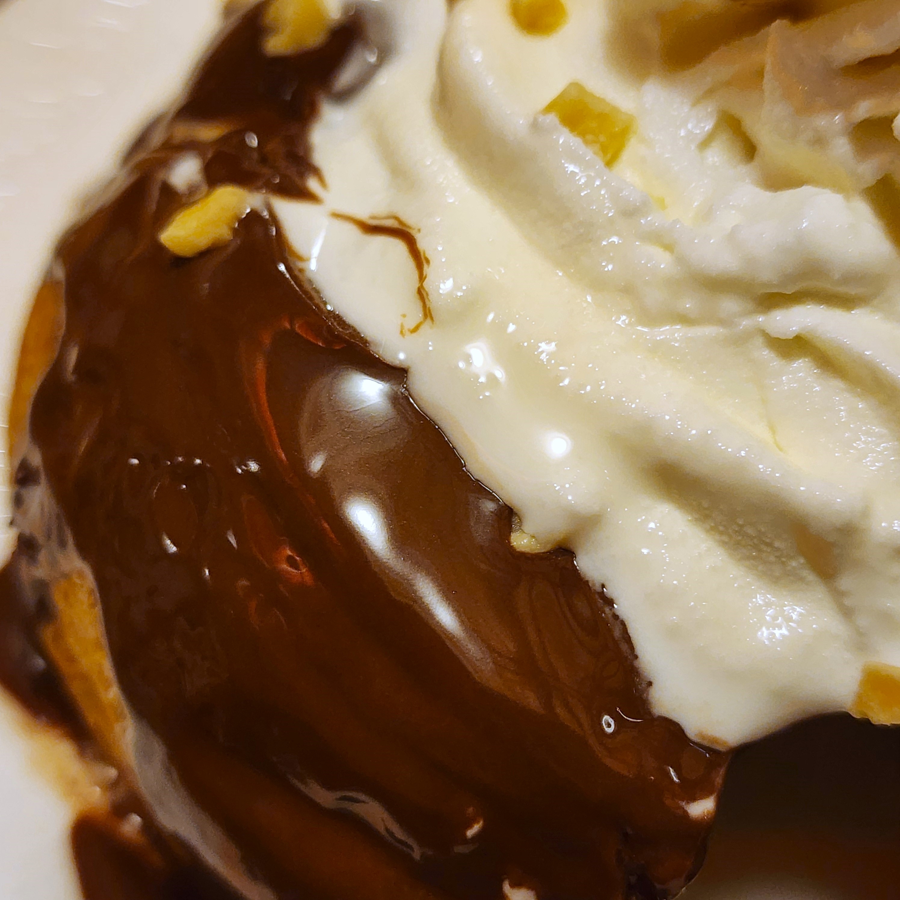 コメダ珈琲店のおすすめスイーツ「シロノワール ガーナミルク」